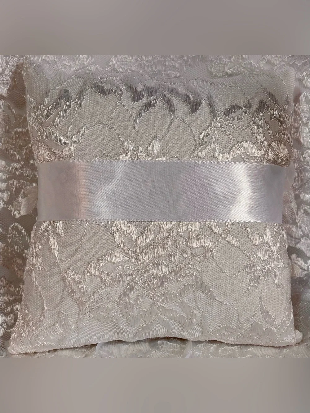 🤍 Handmade Solid White Lace Ring Pillow and Flower Basket Set